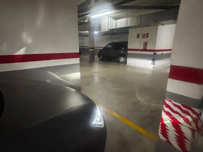 Parkplatz von Garage zur Miete in Rafelbuñol / Rafelbunyol