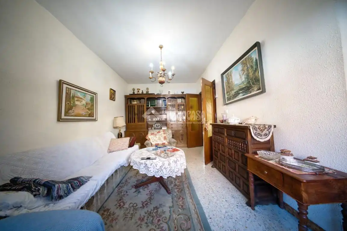 Sala d'estar de Casa o xalet en venda en Arroyo de la Encomienda amb Terrassa i Traster