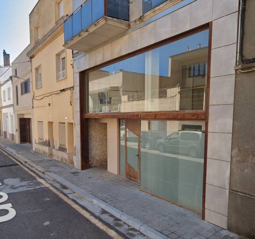 Local comercial en Alquiler en C/Vilanova de la Muga en Carretera de Roses - Fossos