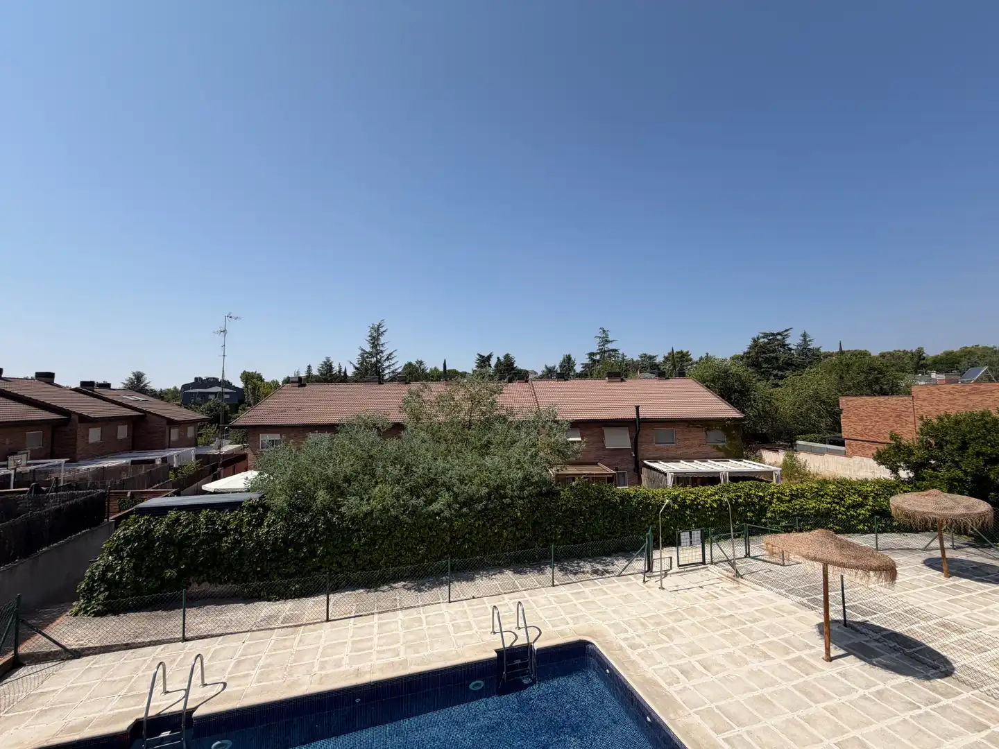 Piscina de Casa o chalet en venta en Colmenar Viejo con Calefacción, Jardín privado y Terraza