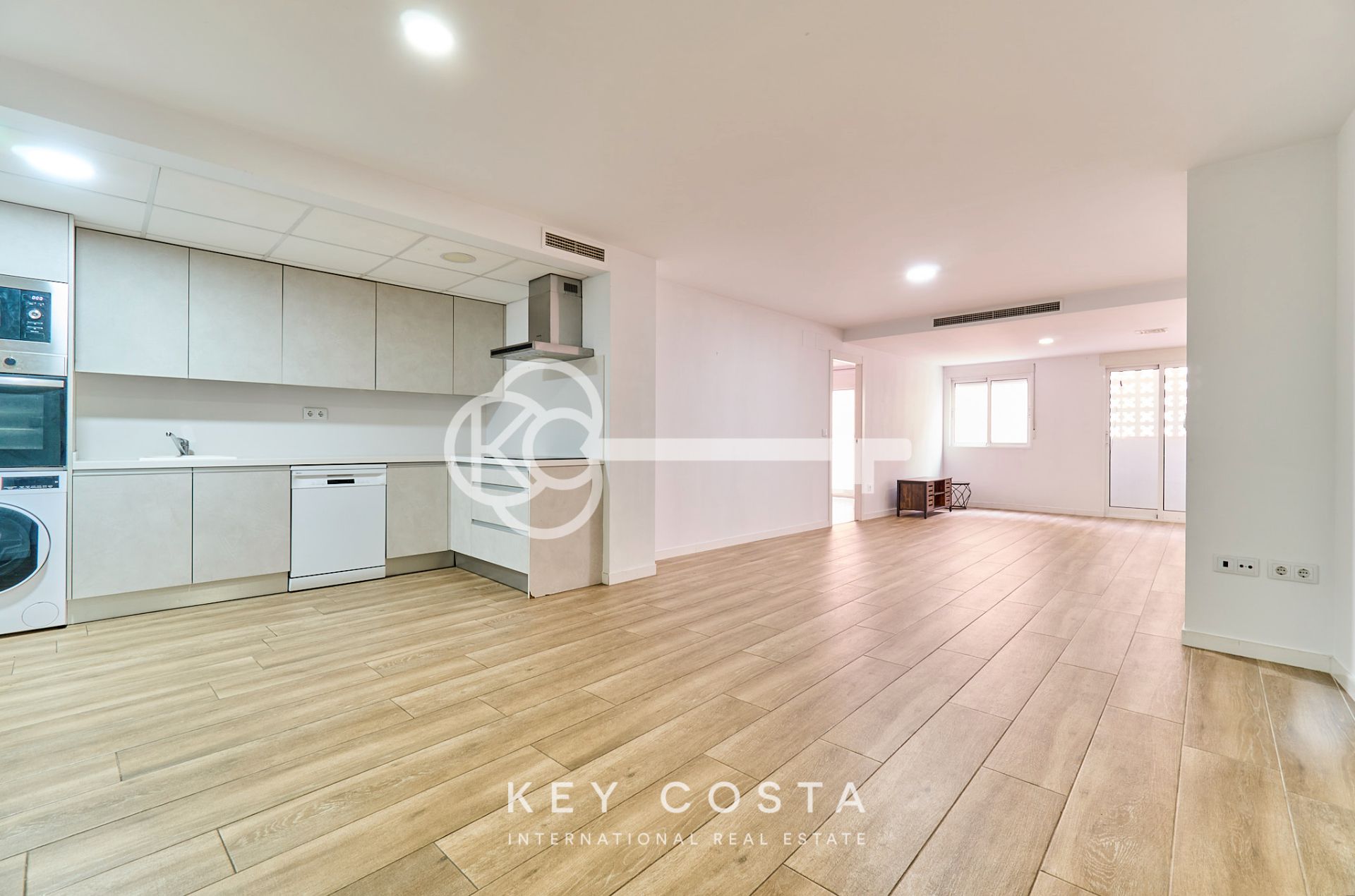 Cocina de Piso de alquiler en Alicante / Alacant con Aire acondicionado y Balcón