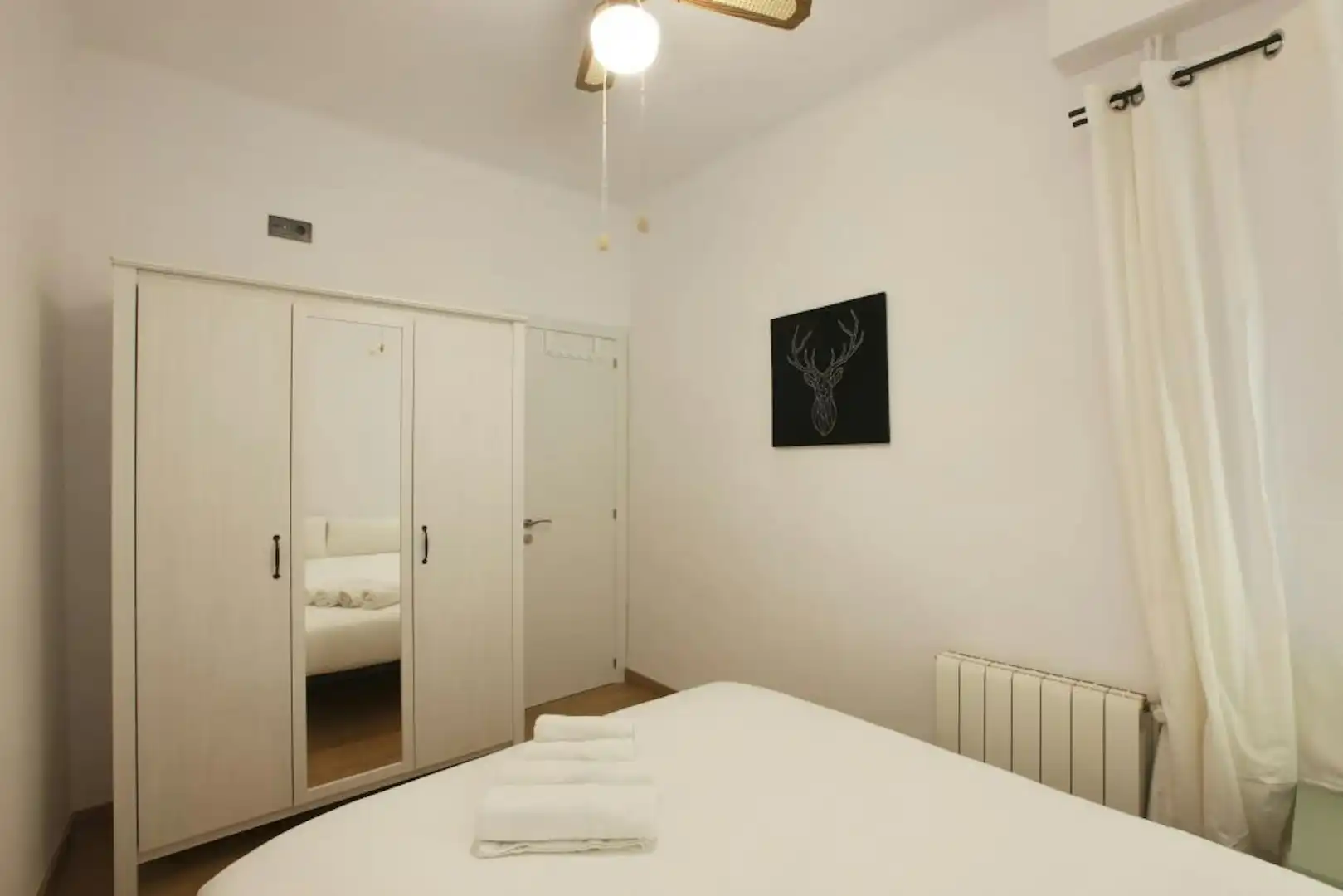 Bedroom of Flat for rent in Barcelona  with Air Conditioner, Heating and Furnished