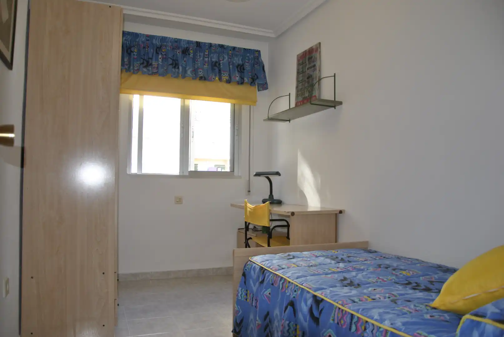 Schlafzimmer von Wohnung zur Miete in Plasencia mit Klimaanlage, Heizung und Terrasse