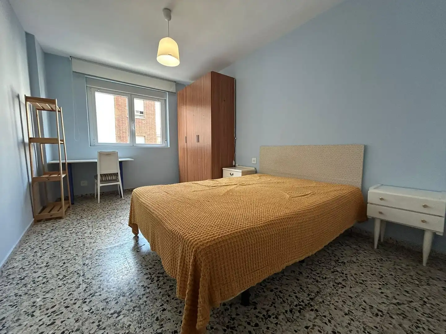 Piso de alquiler en Calle los Claveles, 4, Zona Alta
