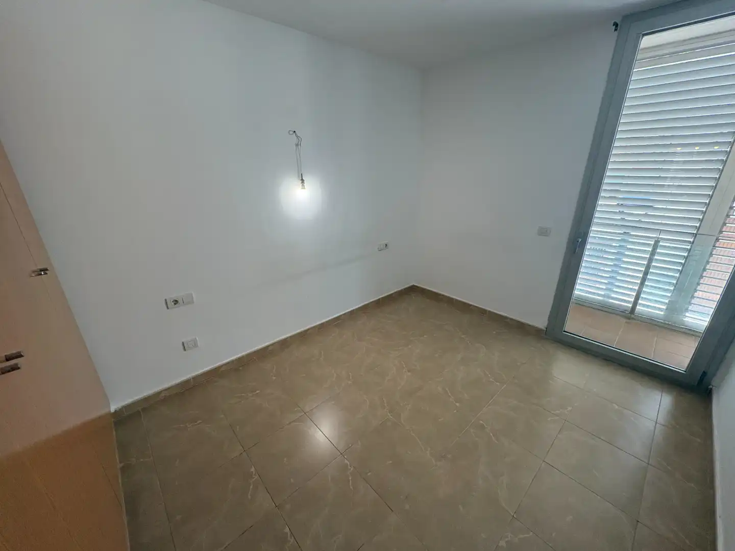 Wohnung zum Verkauf in Vallgorguina mit Klimaanlage, Heizung und Balkon