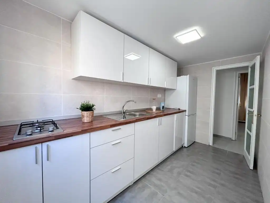 Habitació a BARCELONA, 6, Puçol Ciudad