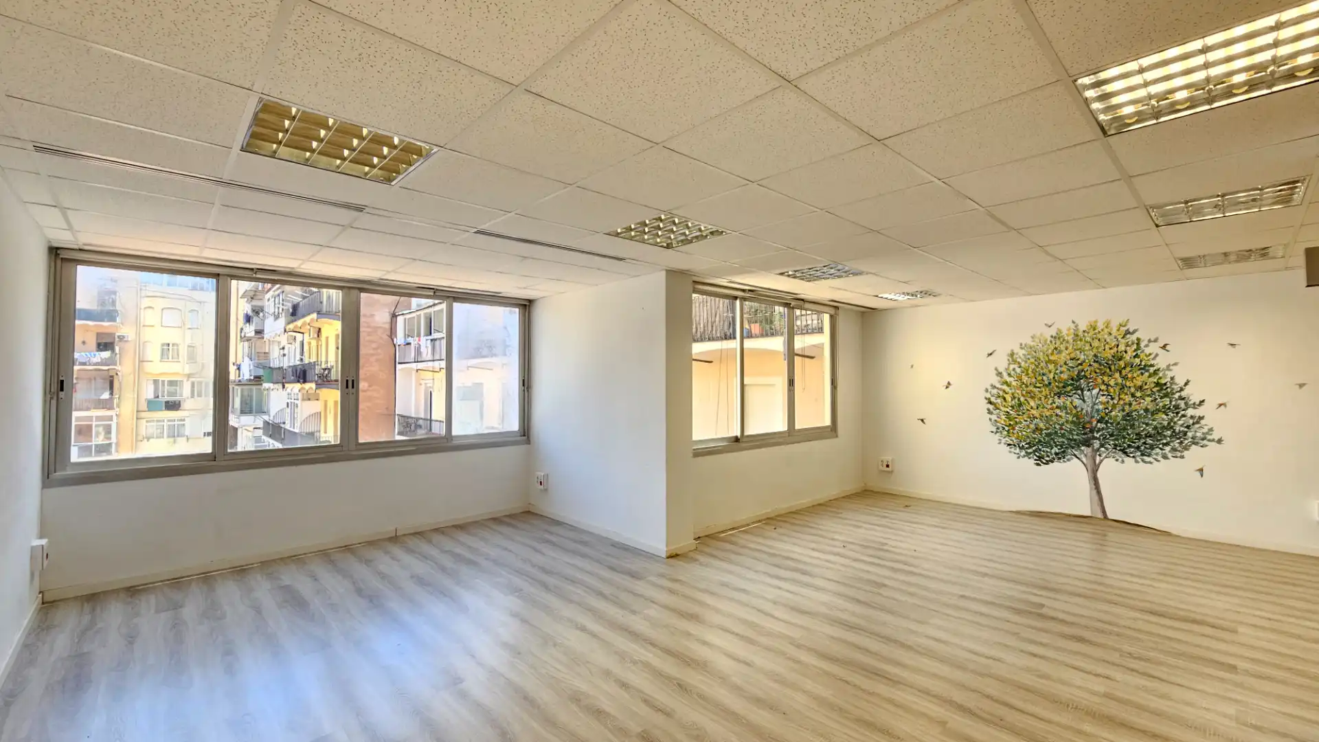 Büro zur Miete in Barcelona mit Klimaanlage, Heizung und Internet