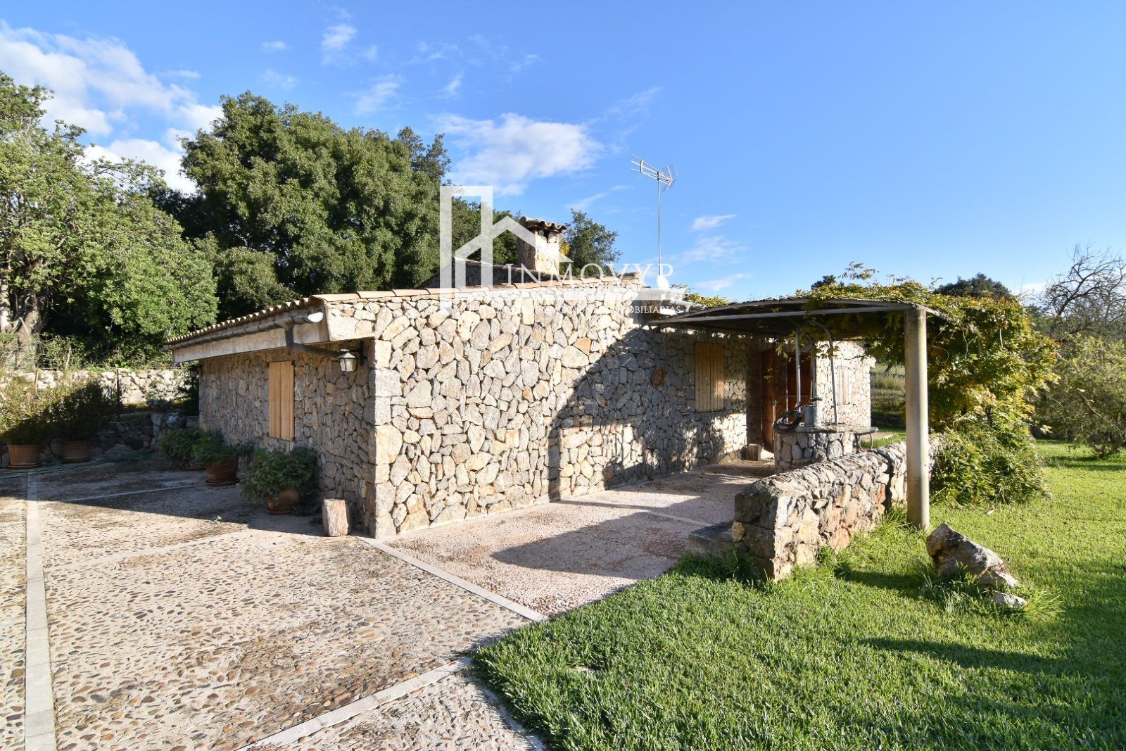 Exterior view of Country house to rent in Campanet  with Air Conditioner, Heating and Private garden