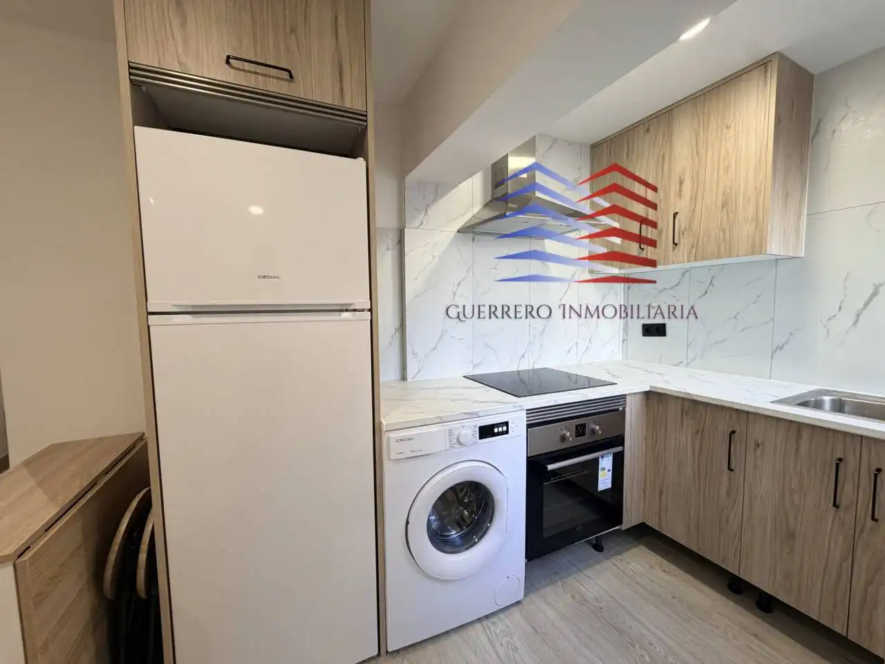 Kitchen of Flat for rent in Ourense Capital   with Heating, Storage room and Furnished