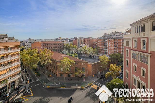 Piso en Venta en Carrer de Sant Antoni Maria Claret en El Camp d'en Grassot i Gràcia Nova