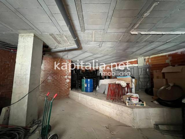 Local comercial en Venta en El Llombo