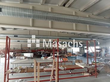 Nave industrial con ascensore in vendita a Roquetes