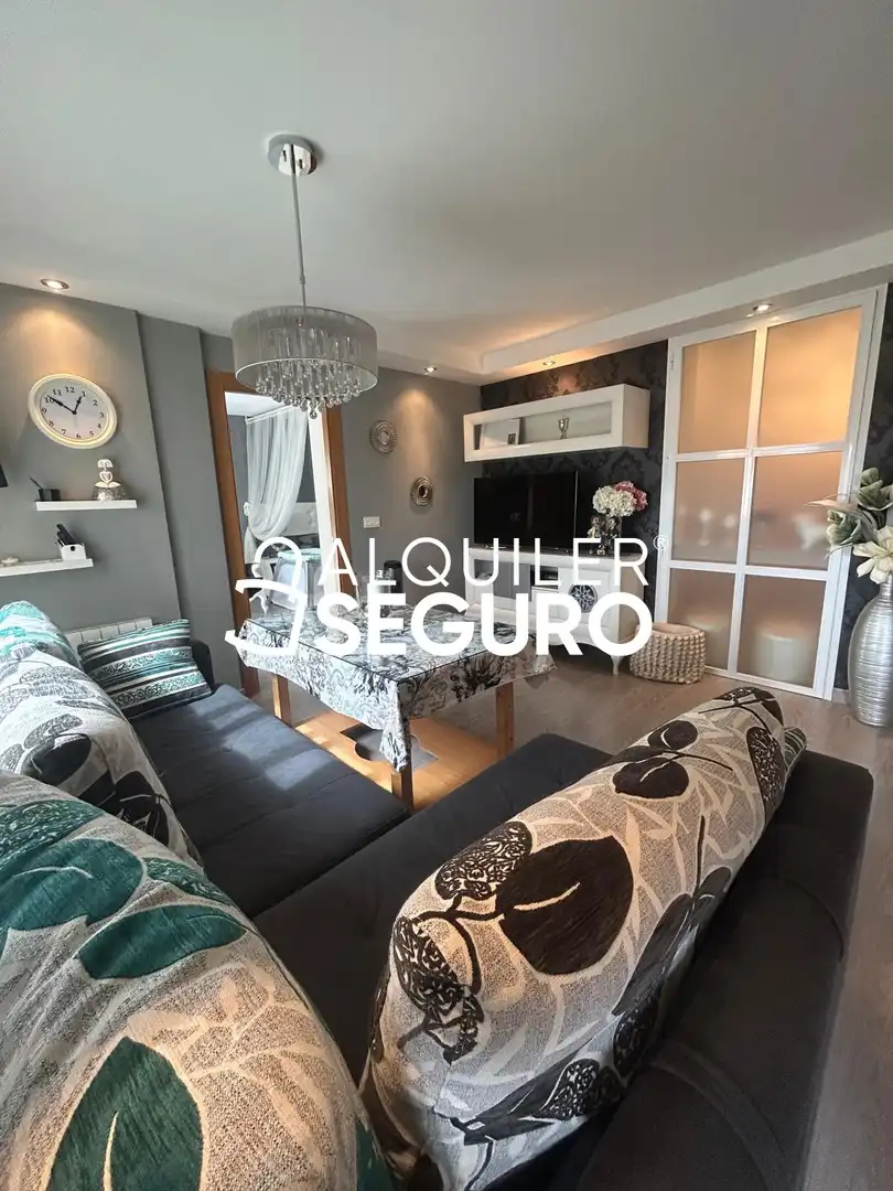 Sala de estar de Ático de alquiler en Las Gabias con Calefacción y Amueblado