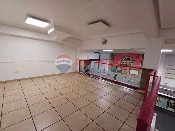 Local comercial en venda a Avenida do Fragoso, imagen 14