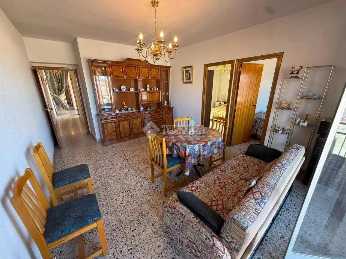Sala d'estar de Pis en venda en Talavera de la Reina amb Calefacció, Terrassa i Balcó