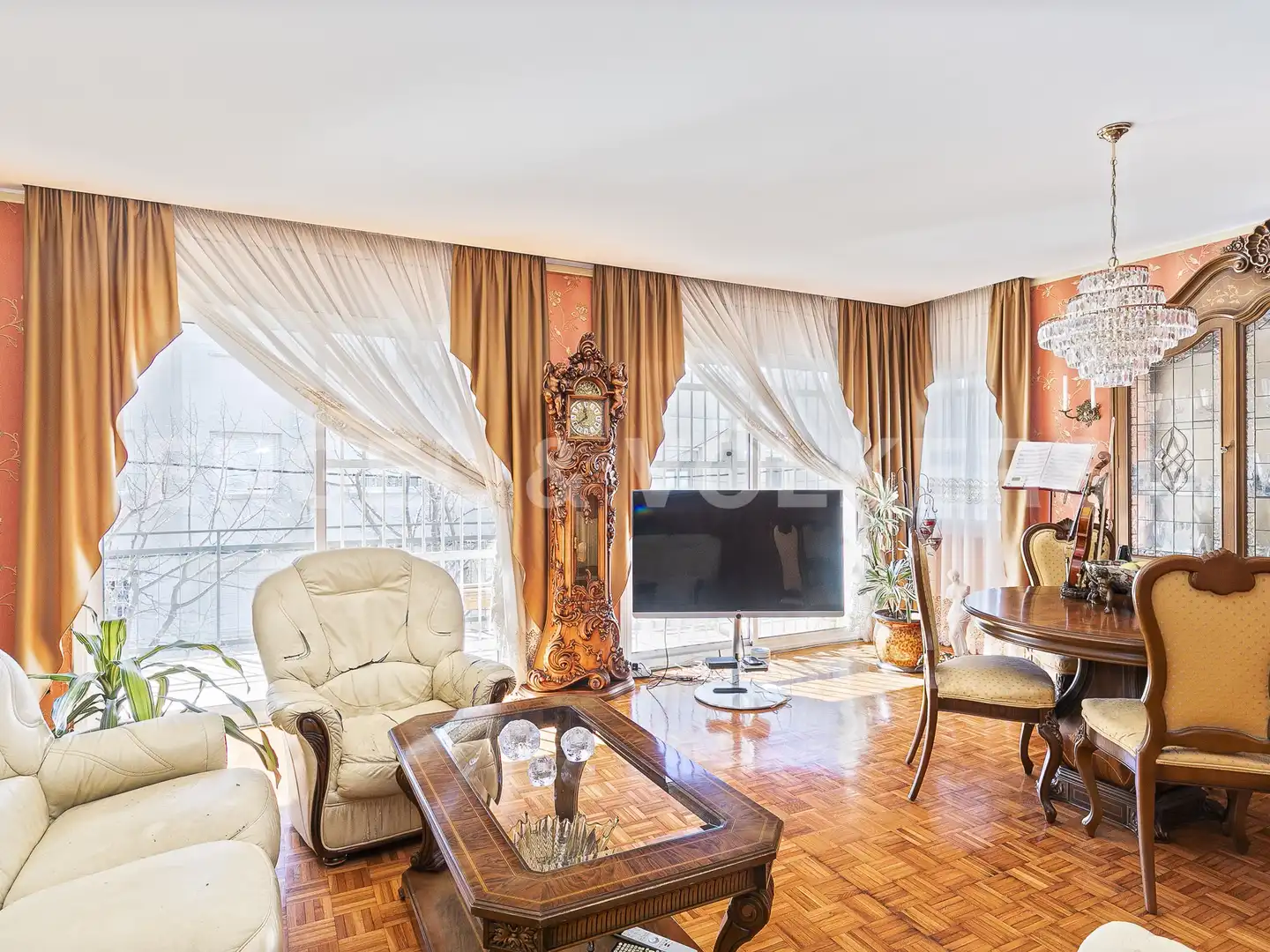 Sala de estar de Casa o chalet en venta en Sant Just Desvern con Aire acondicionado, Calefacción y Parquet
