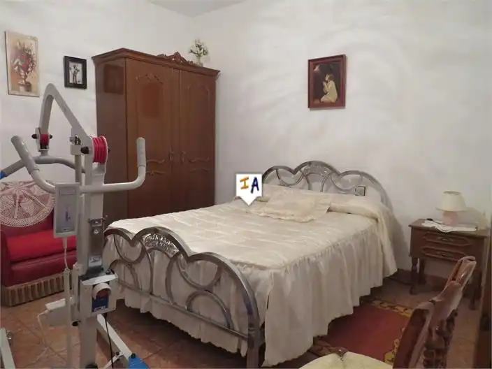 Dormitori de Casa adosada en venda en Alcaudete amb Traster