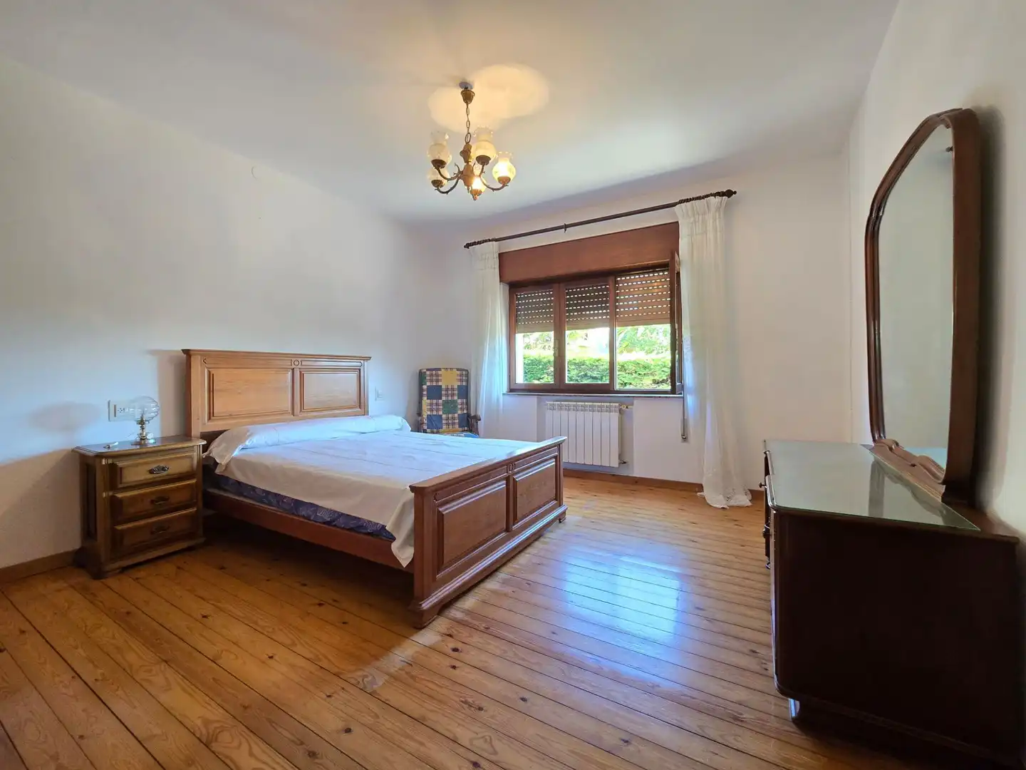 Habitación de Casa o chalet en venta en Llanes con Calefacción, Jardín privado y Trastero