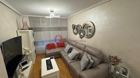 Foto 3 de Pis en venda a San Bruno, Gamonal - San Bruno - G9, Burgos Capital