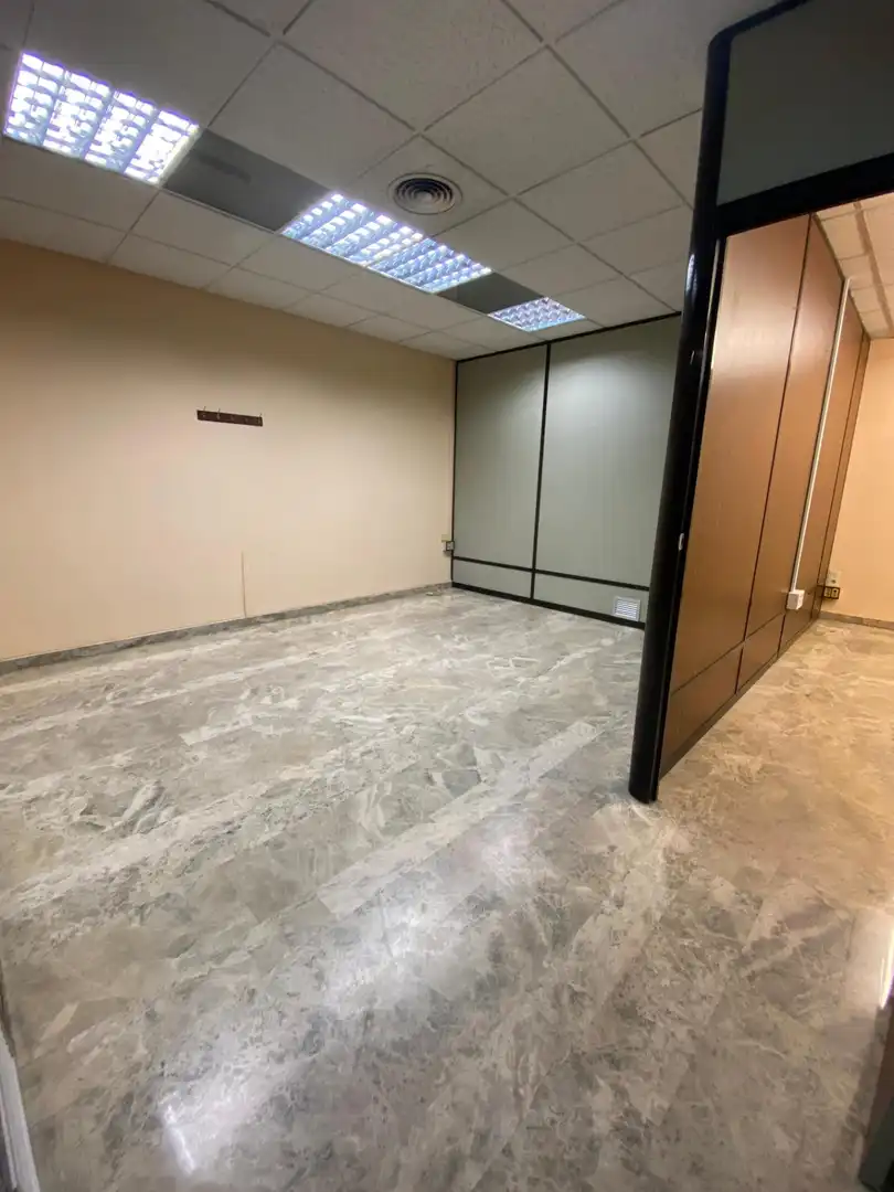 Oficina en venta en Valencia