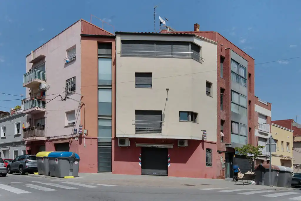 Außenansicht von Wohnung zum Verkauf in Terrassa mit Abstellraum