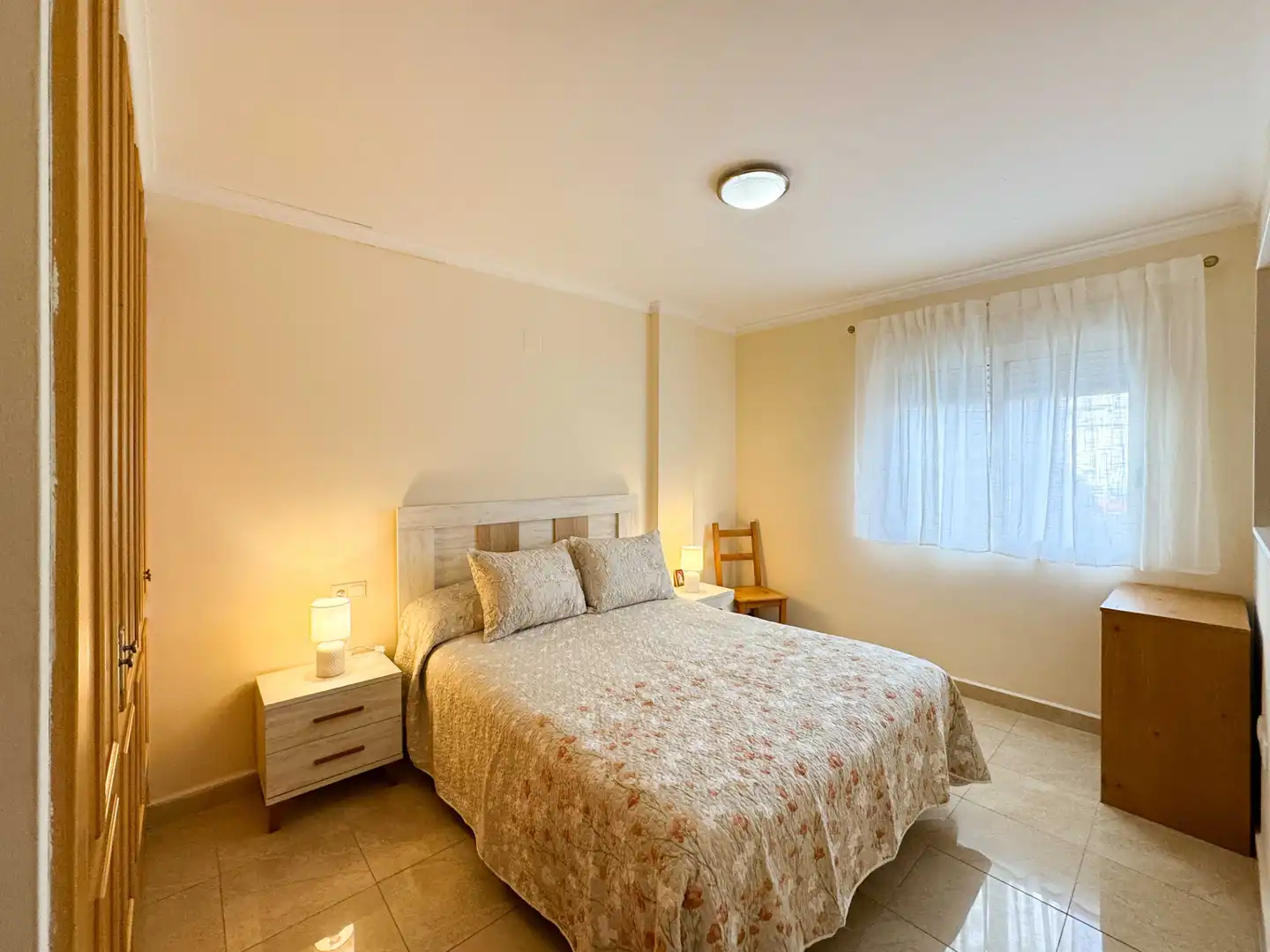 Bedroom of Flat for rent in Dénia  with Air Conditioner, Terrace and Furnished
