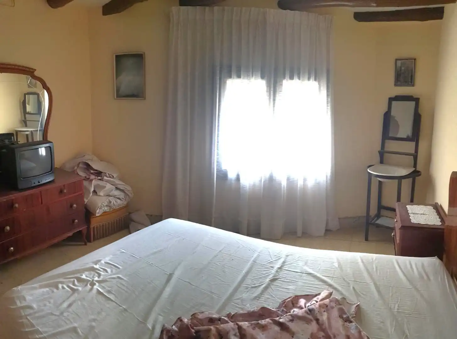 Habitación de Finca rústica en venta en La Vilueña con Terraza y Trastero