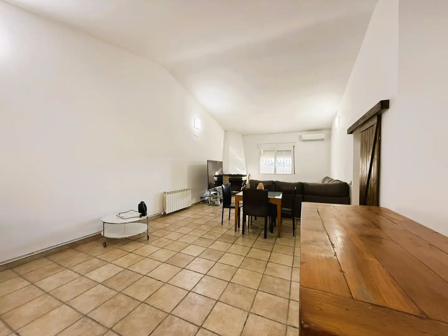 Sala de estar de Casa o chalet en venta en Lliçà d'Amunt con Aire acondicionado, Calefacción y Jardín privado