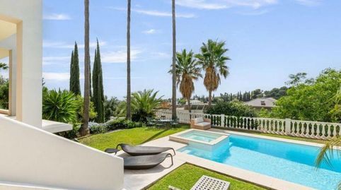 Lujosa Villa Panorámica con Vista al Mar en la Milla de Oro de Marbella