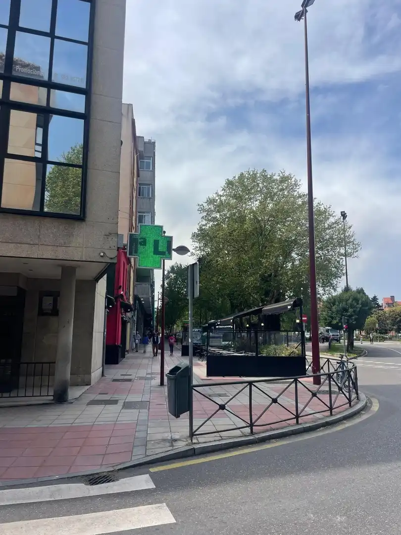 Exterior view of Office for sale in Valladolid  with Air Conditioner