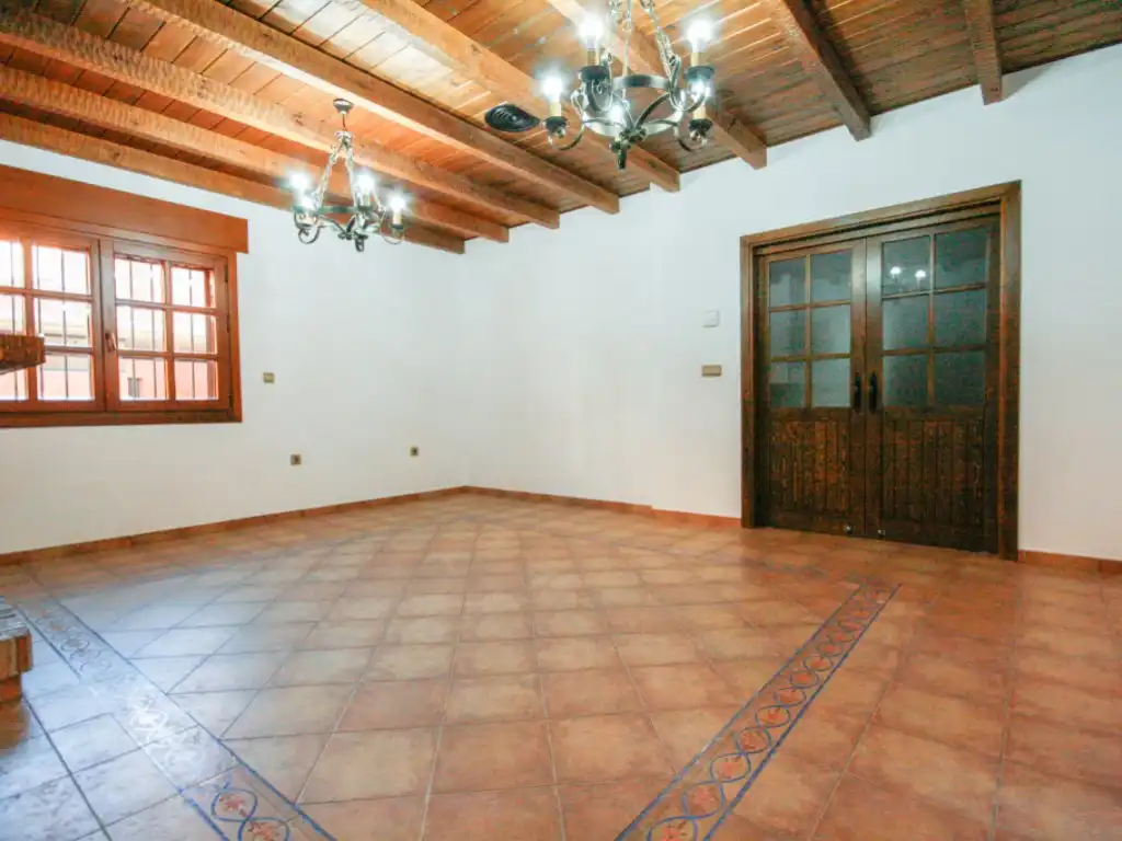 Casa adosada de alquiler en Coín