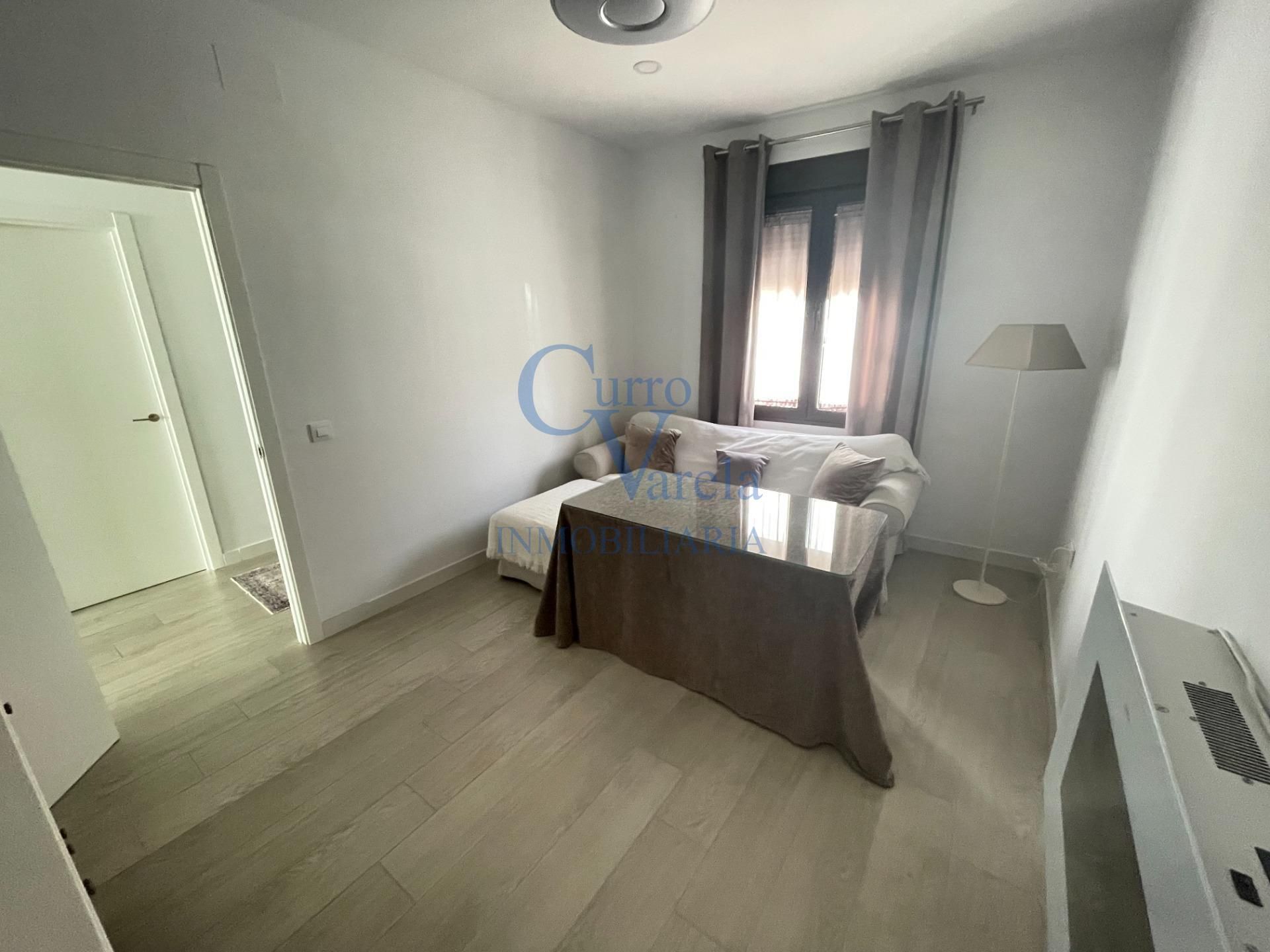 Habitación de Casa adosada en venta en Dos Hermanas
