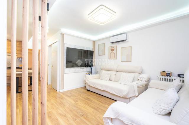 Piso en Venta en Calle de San Mariano en Canillejas