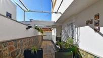 Exterior view of Flat for sale in Las Palmas de Gran Canaria  with Air Conditioner, Heating and Private garden