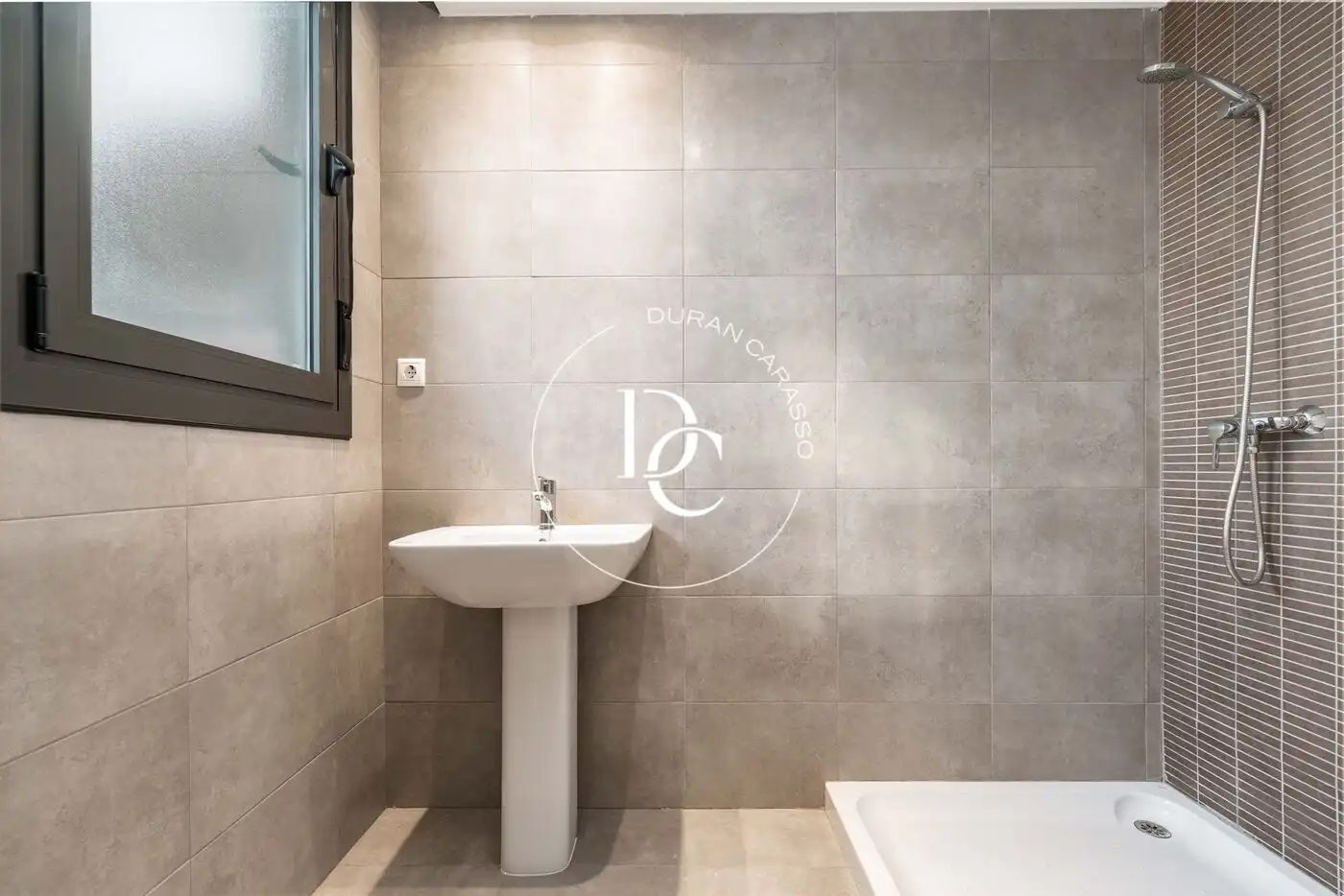 Penthouse with balcony for sale in Carrer de Manuel Llopis de Casades, imagen 42