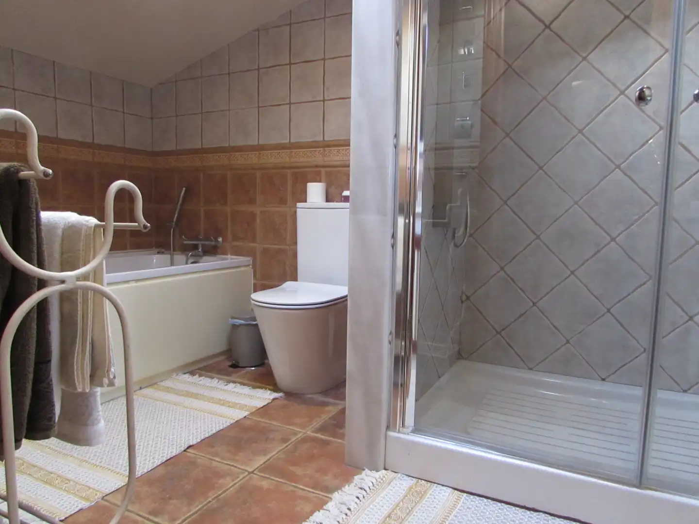 Bathroom of Houses for sale in Arteixo  with Heating, Private garden and Terrace