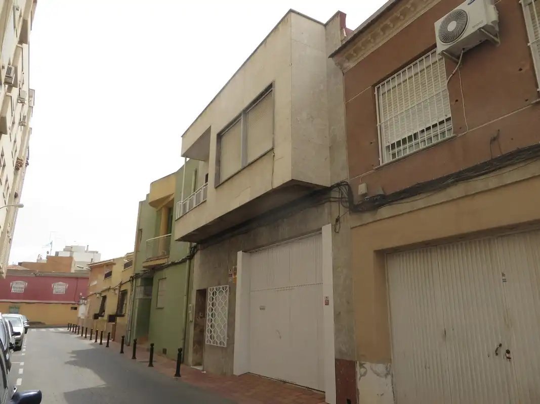 Flat for sale in c/ Cuba, 9