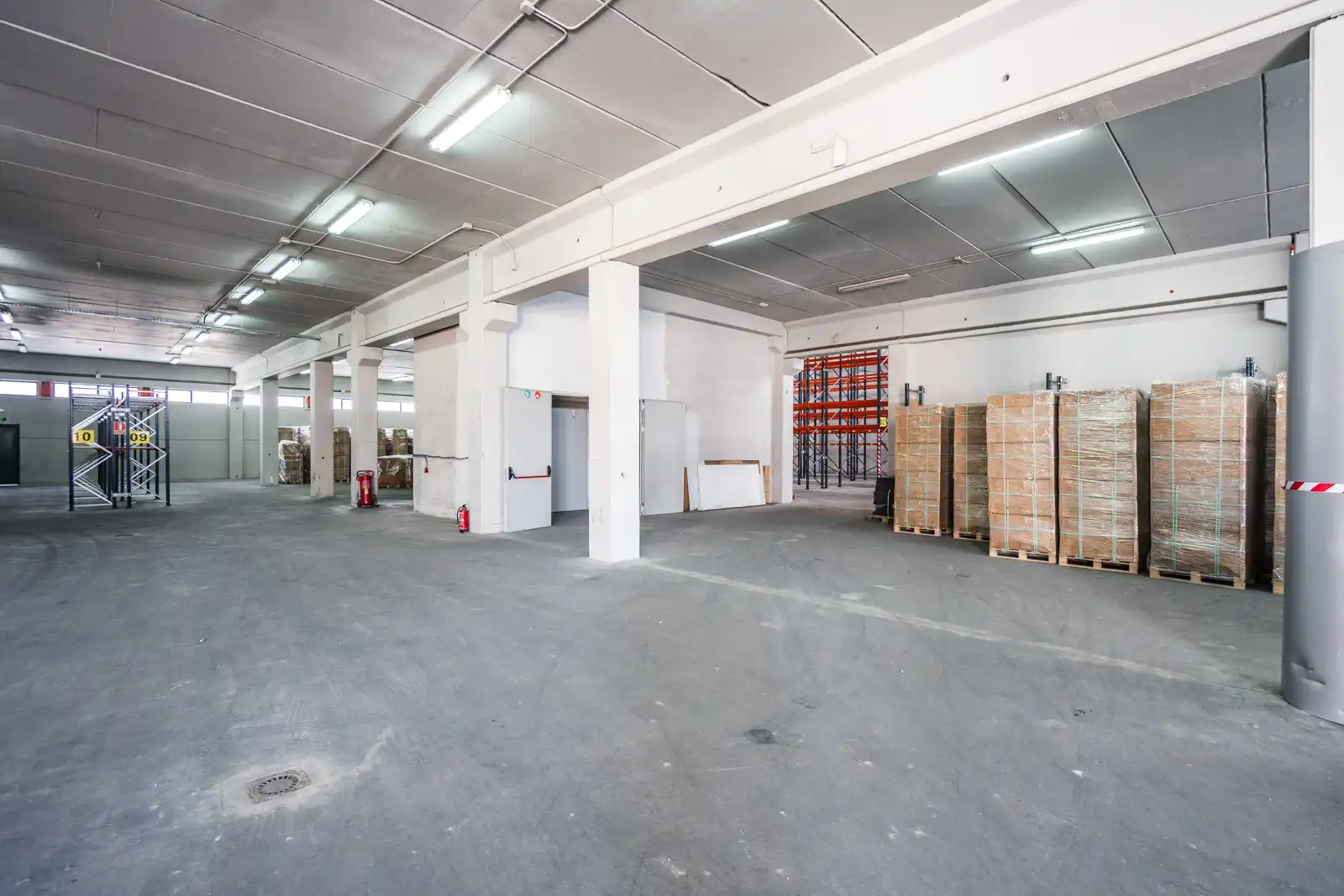 Industrial buildings for sale in Colmenar Viejo  with Heating