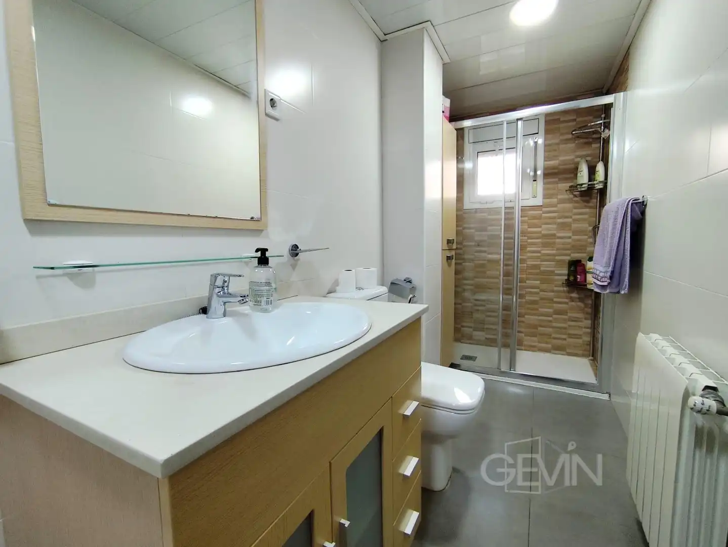 Baño de Piso en venta en Santa Perpètua de Mogoda con Aire acondicionado, Calefacción y Trastero