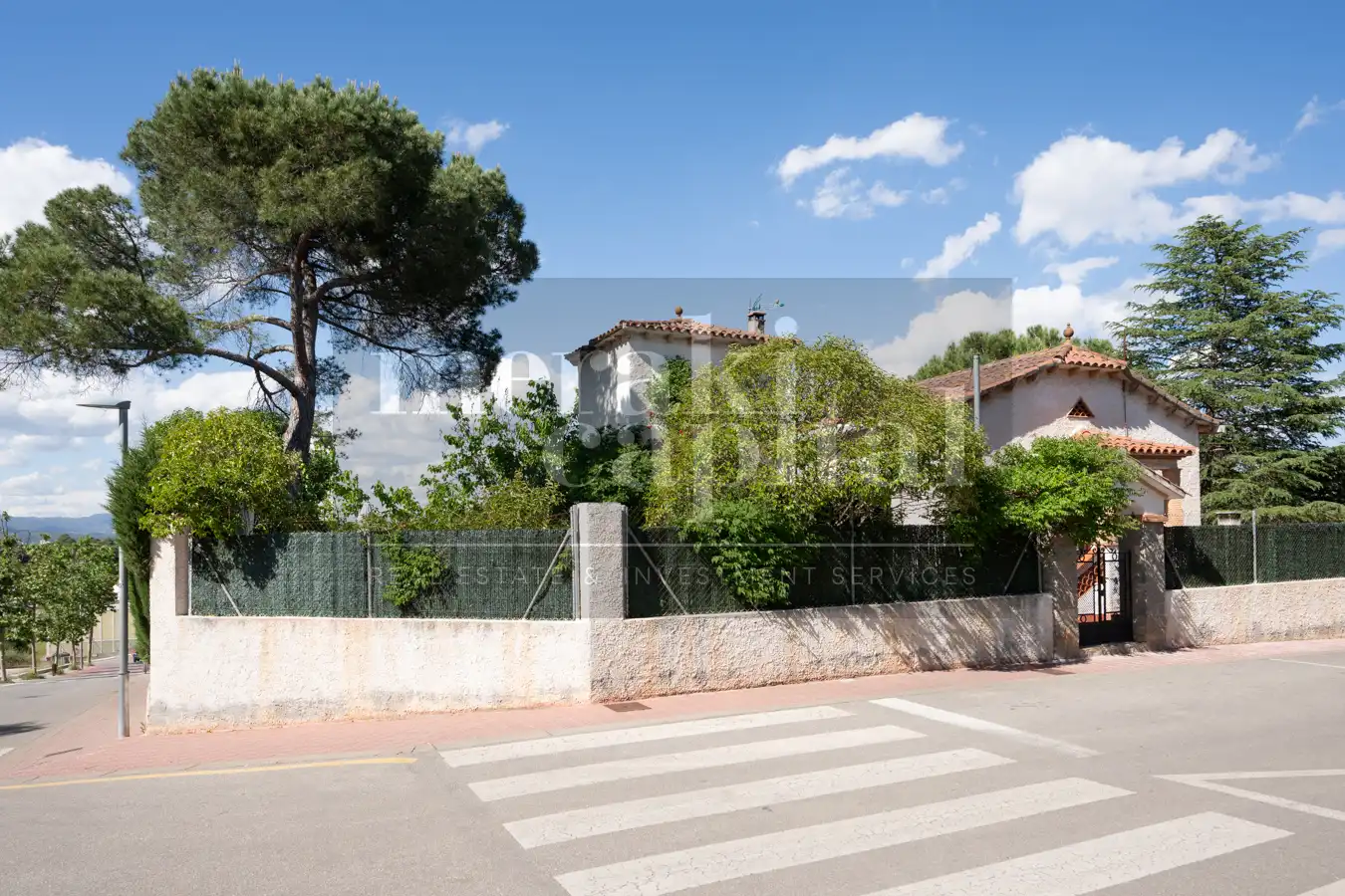 Vista exterior de Casa o chalet en venta en Sant Cugat del Vallès con Calefacción, Jardín privado y Terraza