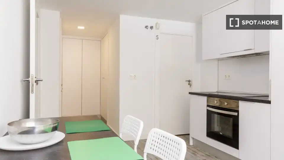 Habitación en Paseo Independencia