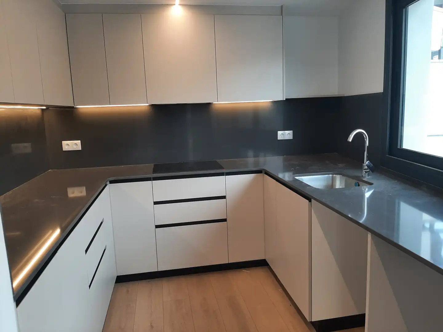 Kitchen of Flat for rent in Mataró  with Air Conditioner, Heating and Terrace
