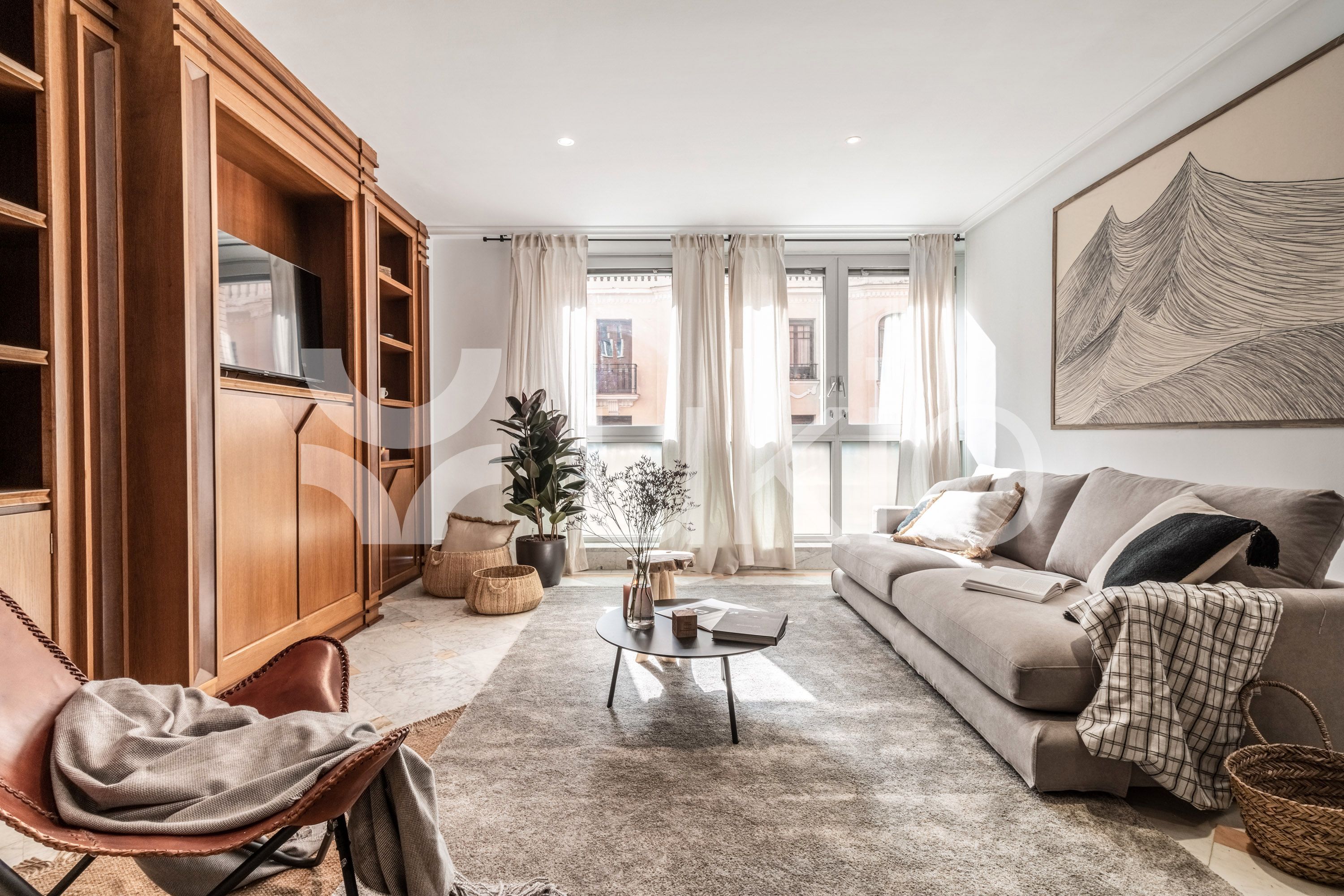 Sala d'estar de Apartament de lloguer en  Madrid Capital amb Aire condicionat, Calefacció i Moblat