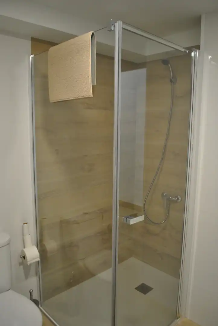 Bathroom of Flat for rent in Gáldar  with Terrace, Furnished and Washing machine