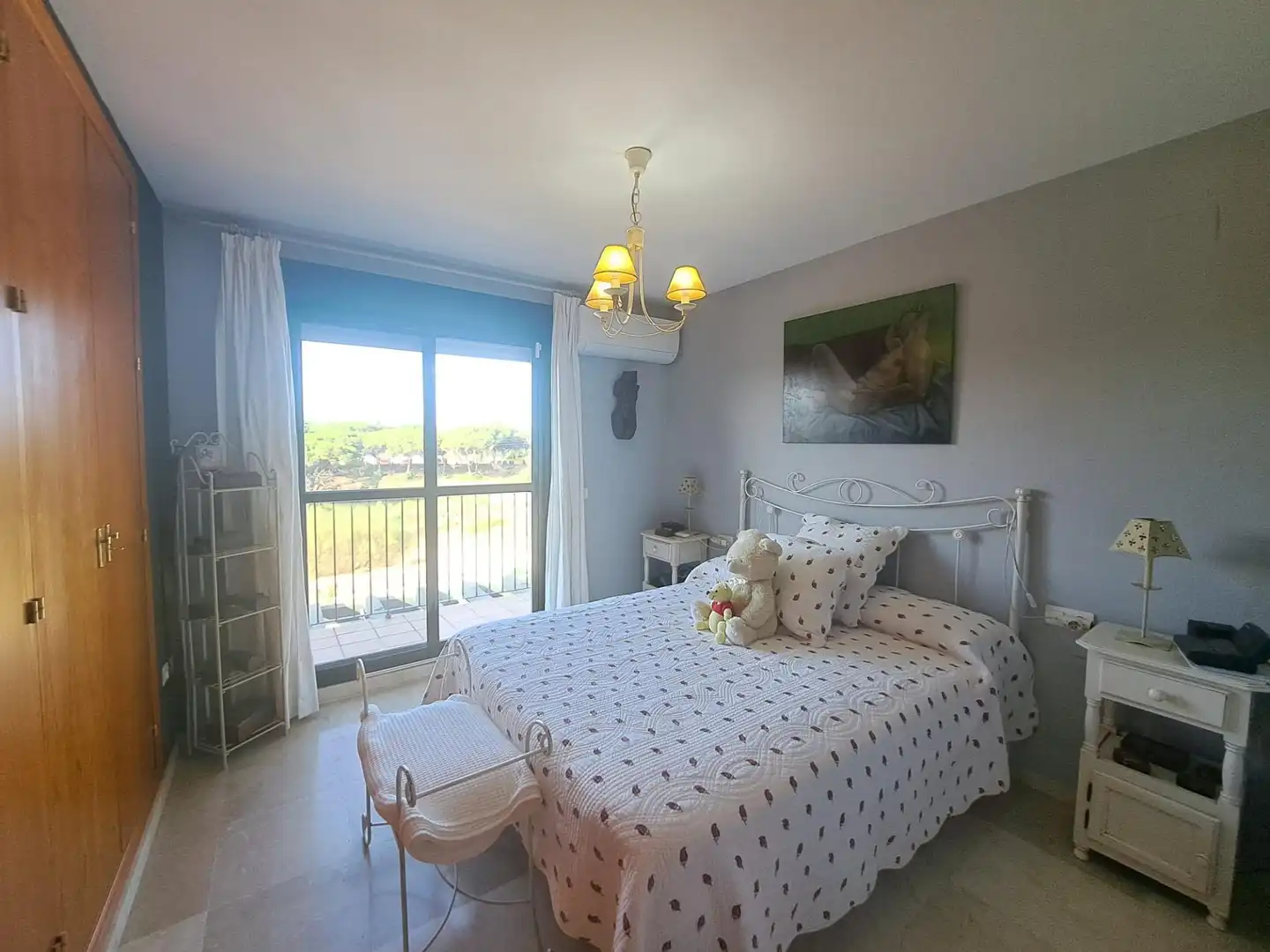 Dormitori de Casa adosada en venda en Chiclana de la Frontera amb Aire condicionat, Calefacció i Jardí privat
