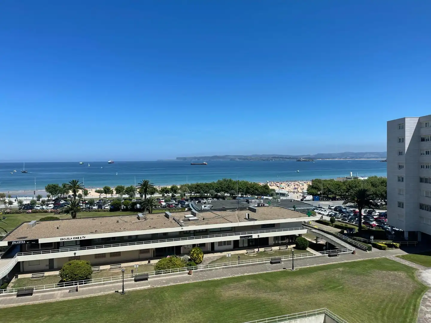 Vista exterior de Pis de lloguer en Santander amb Calefacció i Moblat