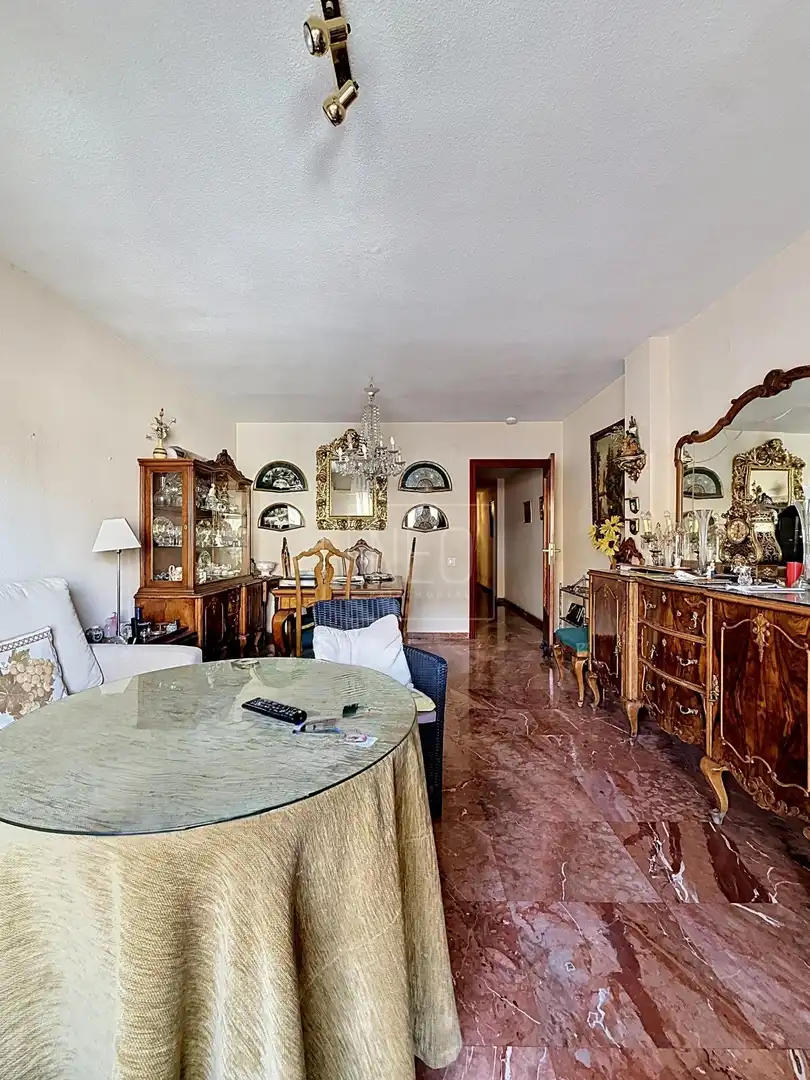 Dining room of Flat for sale in Granada  with Heating, Storage room and Balcony