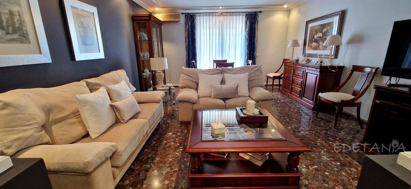 Living room of Flat for sale in Alfara del Patriarca  with Air Conditioner