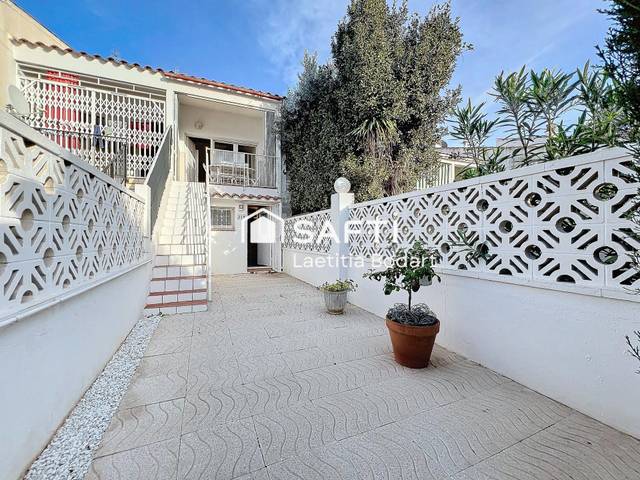 Casa adosada en Venta en Sant Maurici