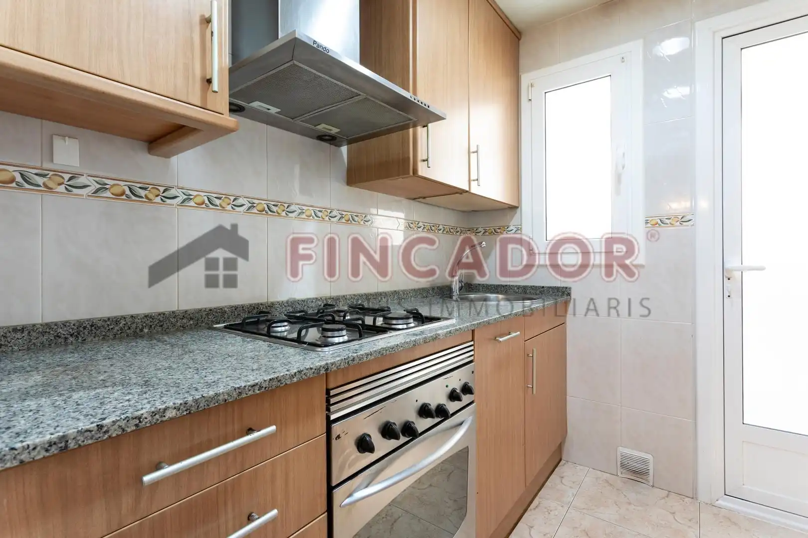 Flat with lift for sale in Carrer de la Granja, imagen 5